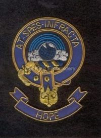 Hope clan crest badge - At Spes Infracta